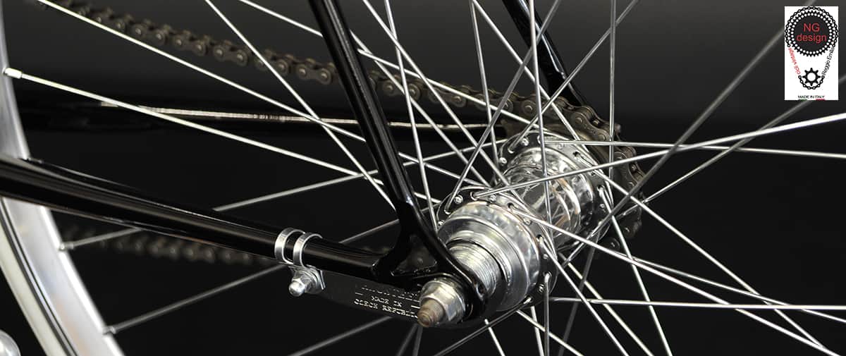 Contropedale Anni 70 Nero E Bianco F