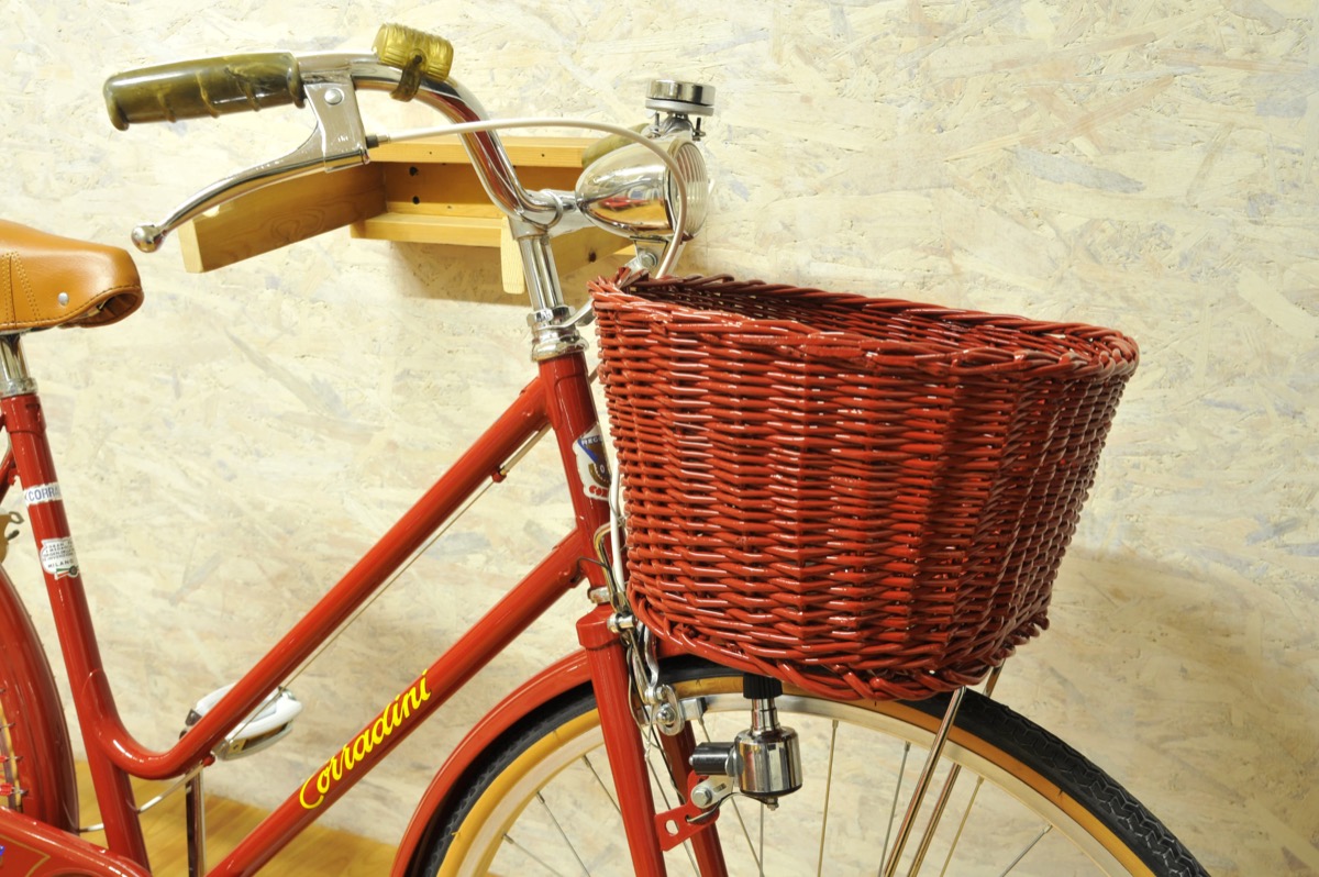 Corradini Donna 1984 E