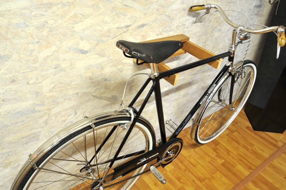 Pecorari Sportiva Fine Anni 40 H